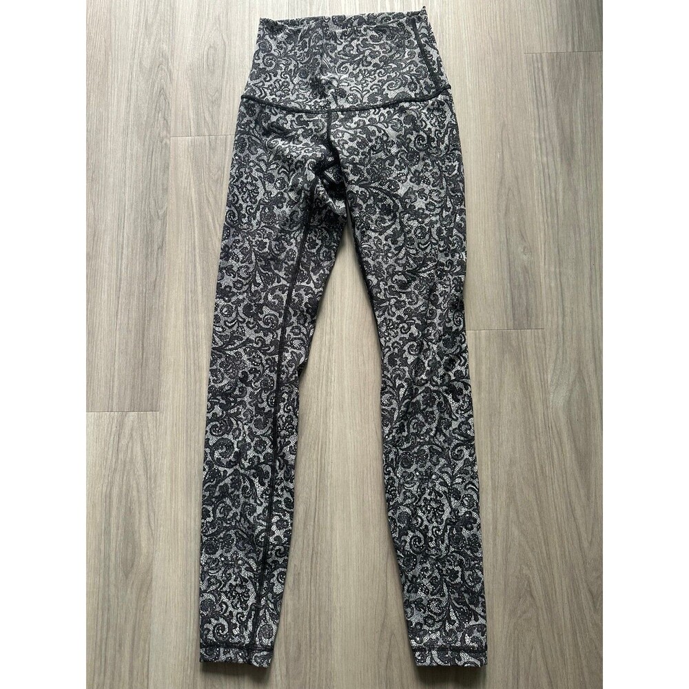 Lululemon Wunder Under Leggings (Hi-Rise) *Mini‎ Cinder Lace White Black size 4